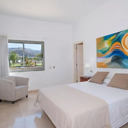 Tauro Deluxe Villa Taurito