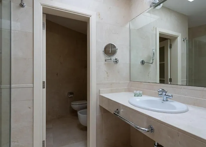 Tauro Deluxe Villa *