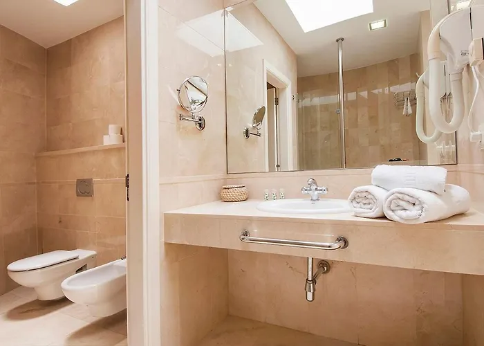 Tauro Deluxe Villa *