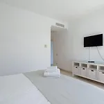 Tauro Deluxe * Taurito