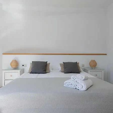 Willa Tauro Deluxe La Playa de Tauro